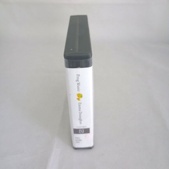 Frog Music by Emma Donoghue 11 CDs  Audiobook Unabridged Ex-Library - Picture 3 of 4